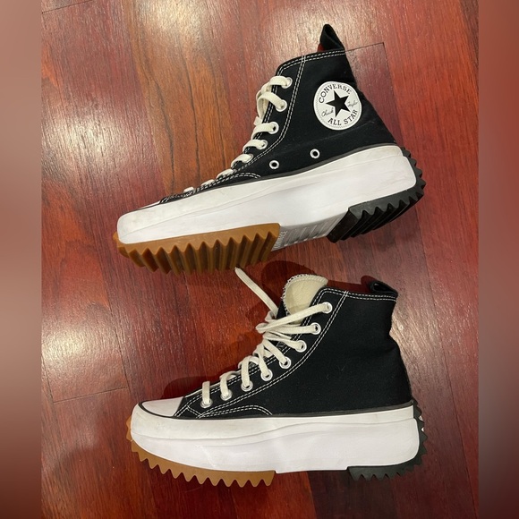 Converse Run Star Hike Hi canvas platform sneakers in black - Picture 6 of 8